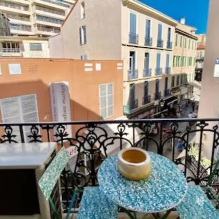 Keep In Touch 3 Bedroom/3 Bathroom/wifi Apartment