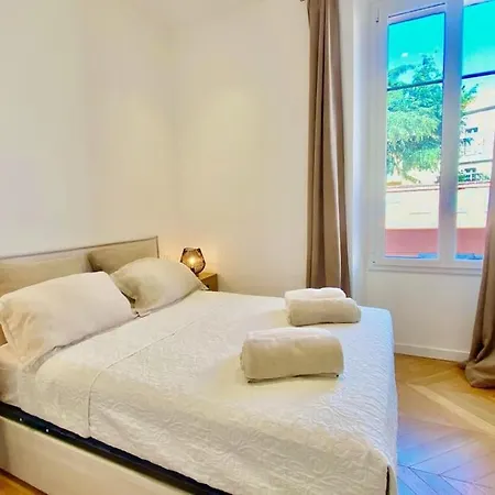 Keep In Touch 3 Bedroom/3 Bathroom/wifi Apartment *